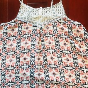 2 for $15, 3 for $20 ⭐️ Xhiliration tank top